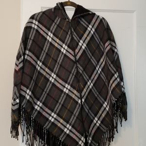Plaid hooded ponchobwith fringes